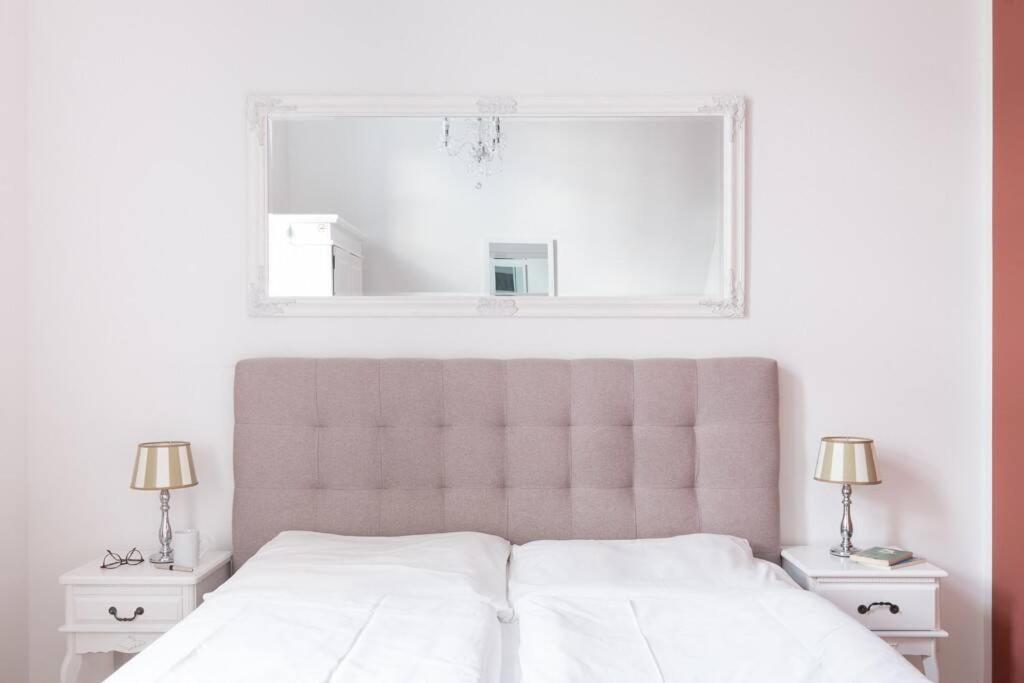 Sc 05 By Rockchair Apartments L Superhost Status L 2 Bedrooms Boxspringbeds Balcony Elevator - Cozy Family & Business Flair Welcomes You! Berlijn Buitenkant foto