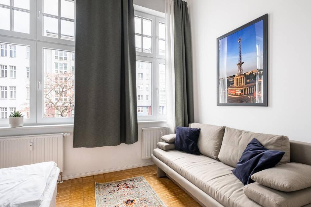 Sc 05 By Rockchair Apartments L Superhost Status L 2 Bedrooms Boxspringbeds Balcony Elevator - Cozy Family & Business Flair Welcomes You! Berlijn Buitenkant foto